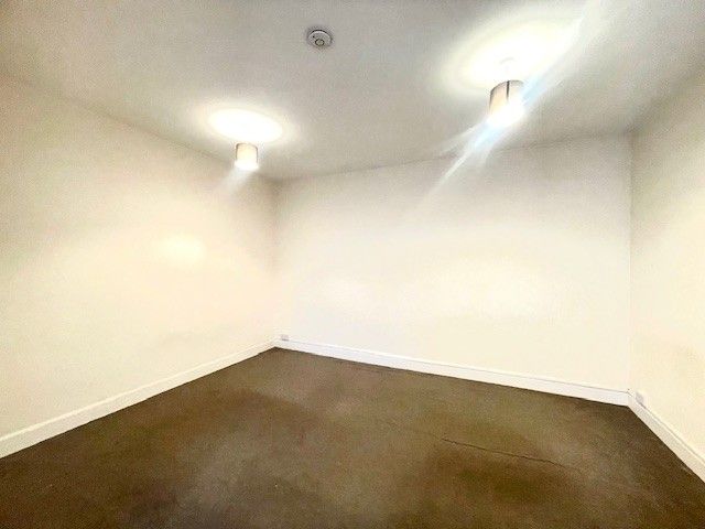 Property photo 2 of 3