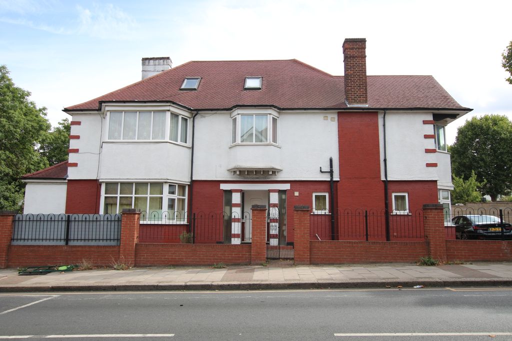 Property photo 1 of 13