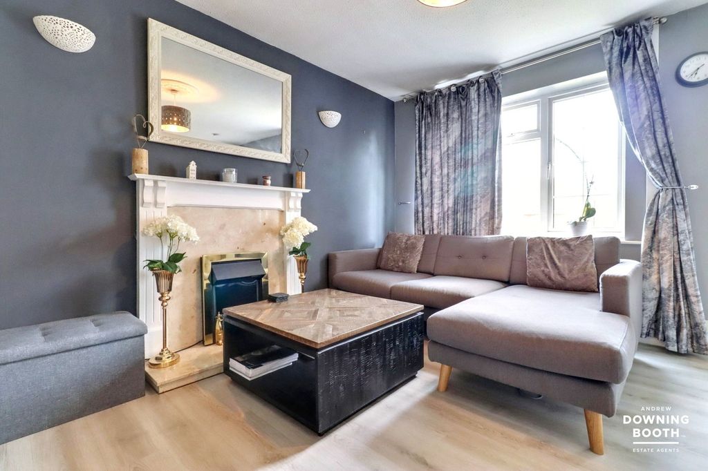 Property photo 3 of 20