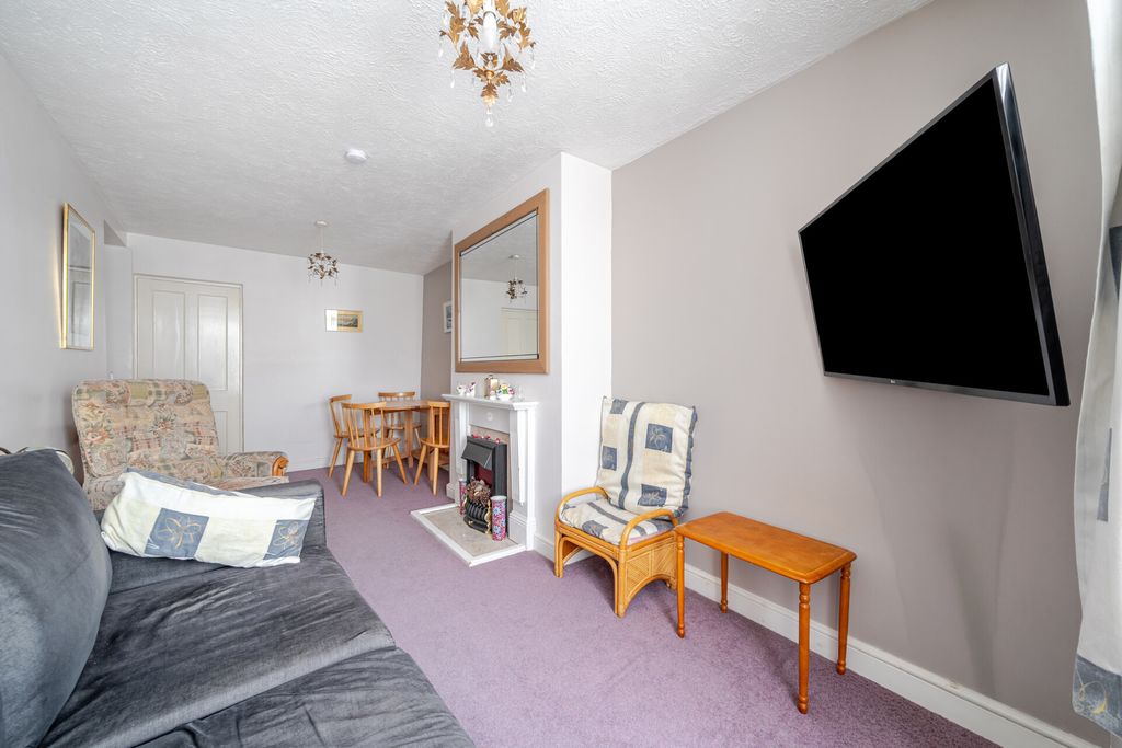 Property photo 3 of 19 1521607-5-1A0c332...