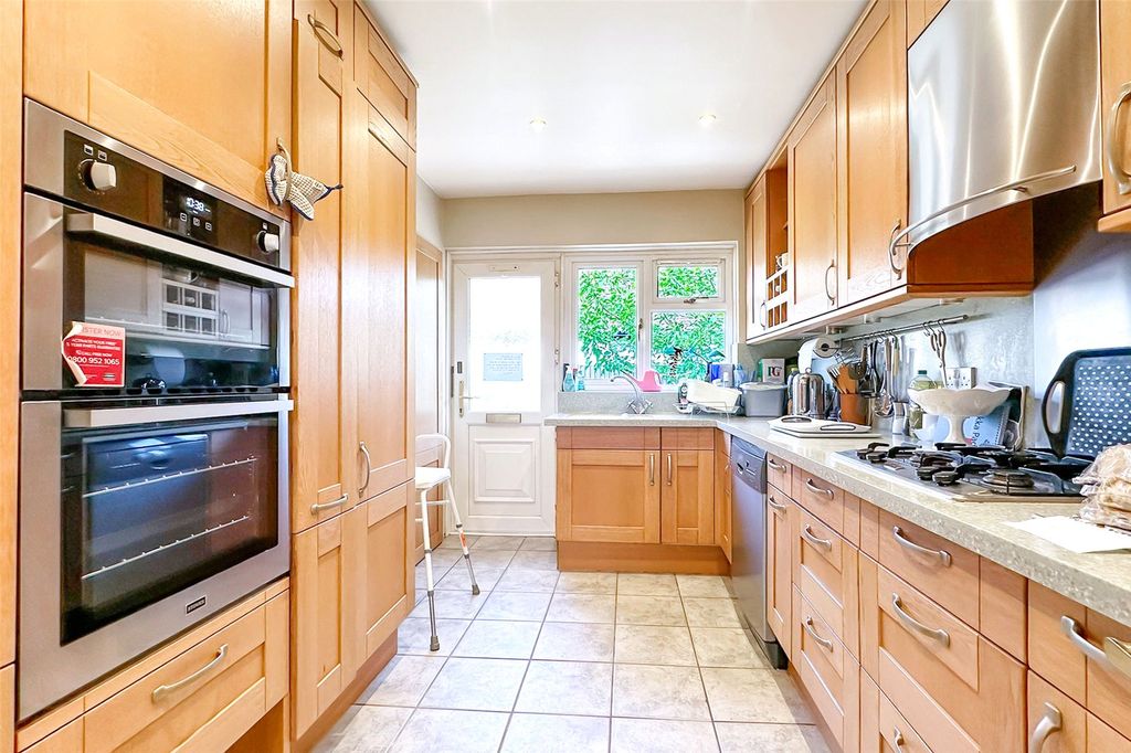 Property photo 3 of 17 Picture No. 13