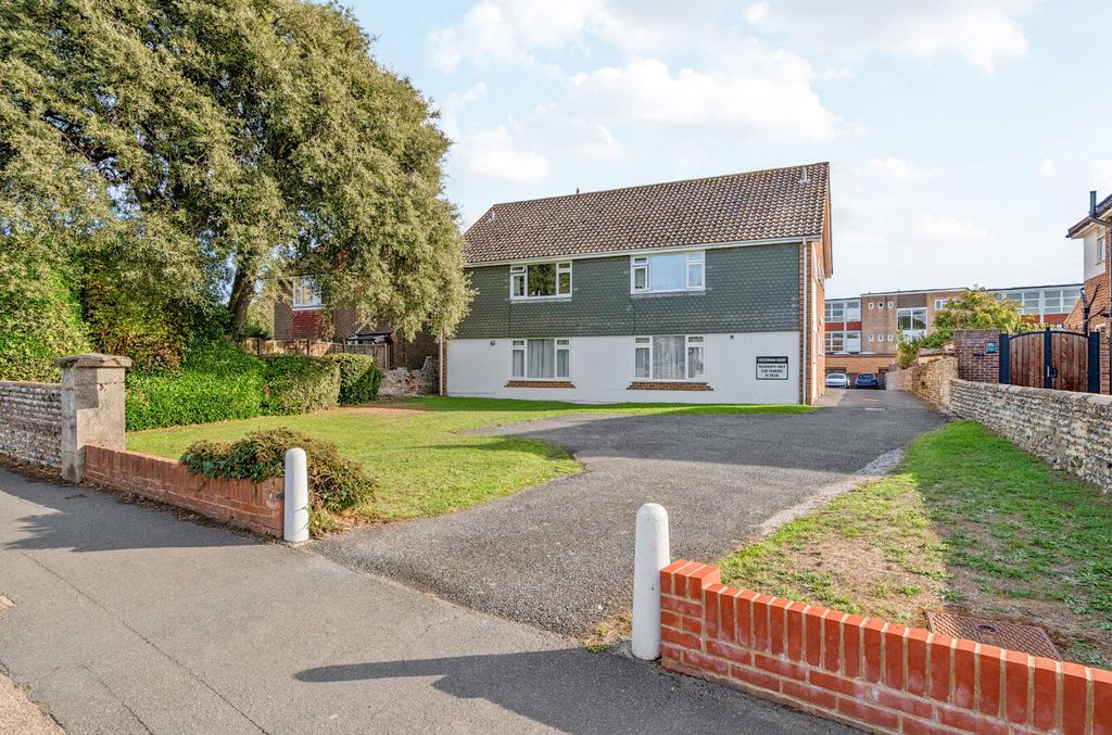 Property photo 1 of 11 1530031-6-1A11c81...