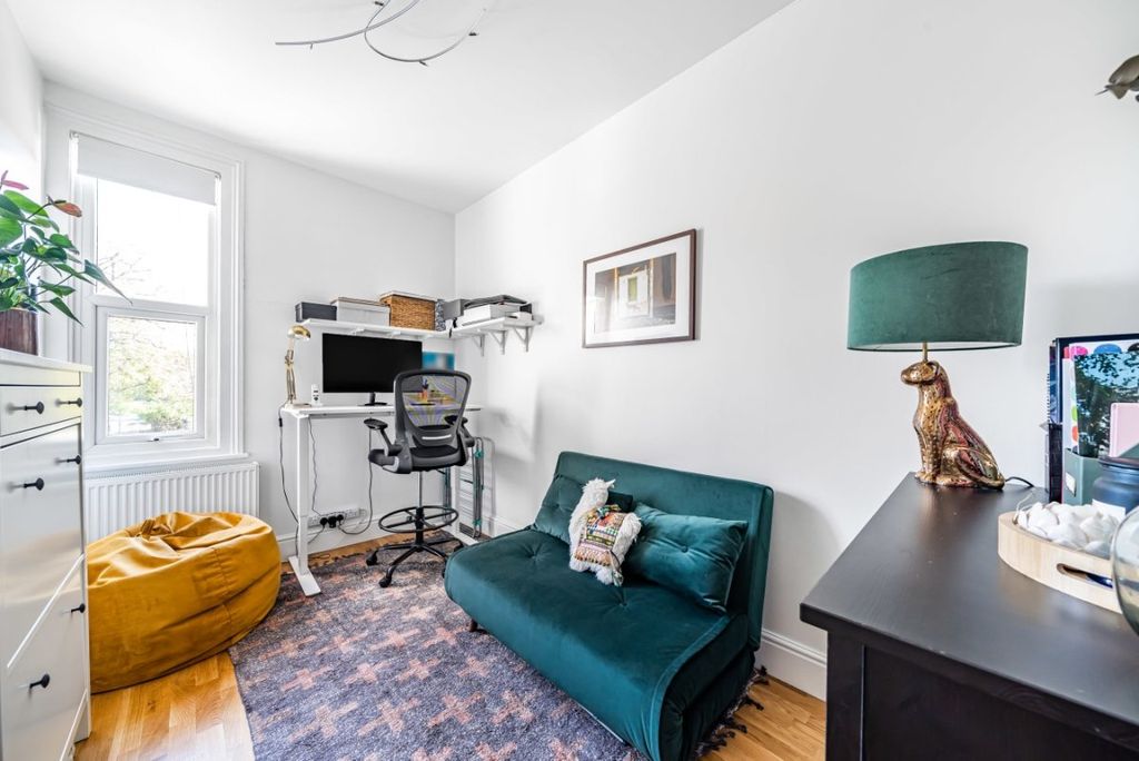 Property photo 3 of 6 1036498 (5)