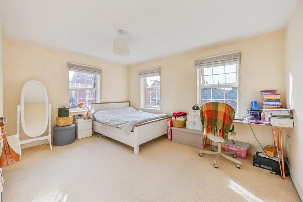 Additional image 7 of 3 bed flat to rentDeykin Road, Lichfield WS13