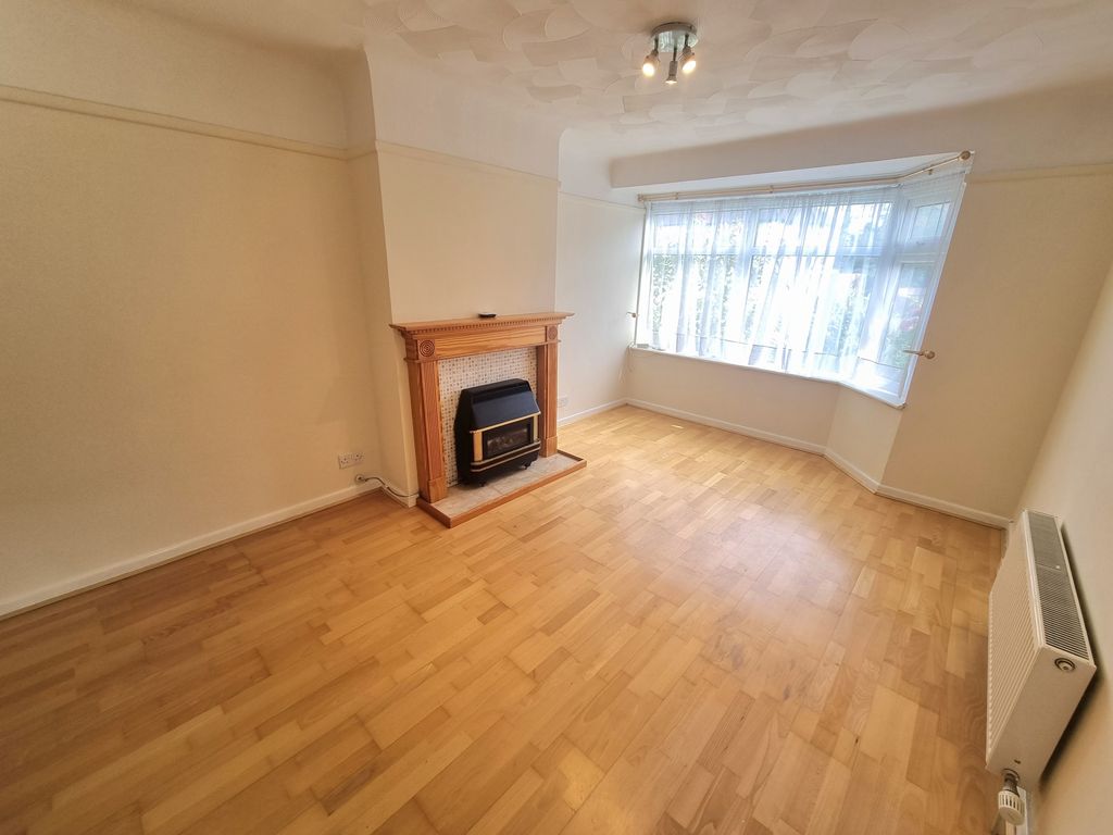 Property photo 3 of 13 Living Room