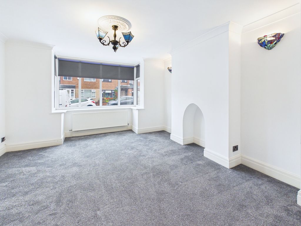 Property photo 2 of 30