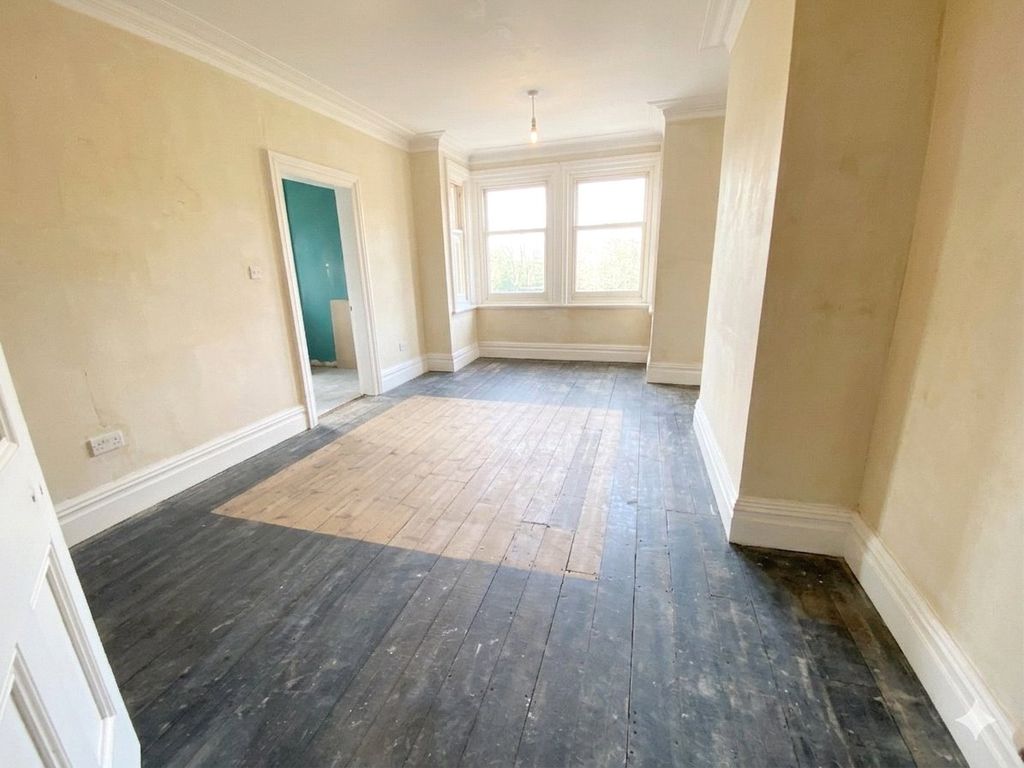 Property photo 3 of 12 Picture No. 03