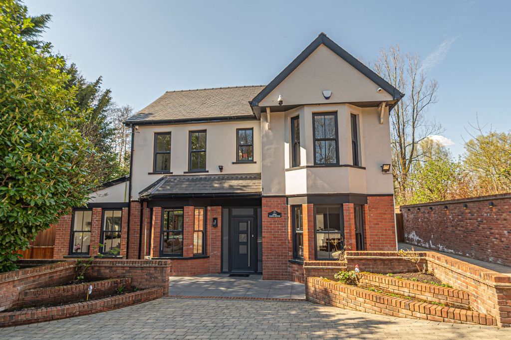 Property photo 1 of 71