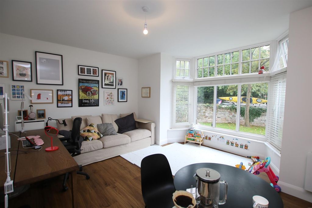 Property photo 2 of 10 Living Room.Jpg