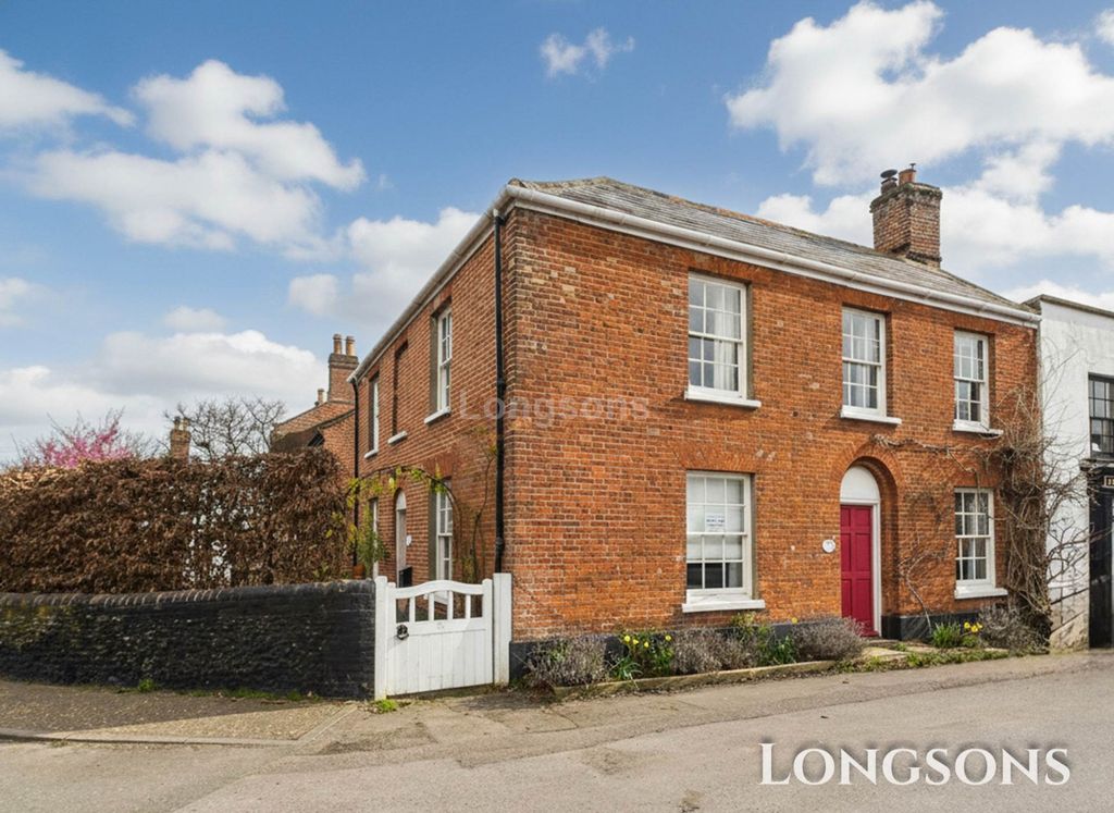 Property photo 1 of 24