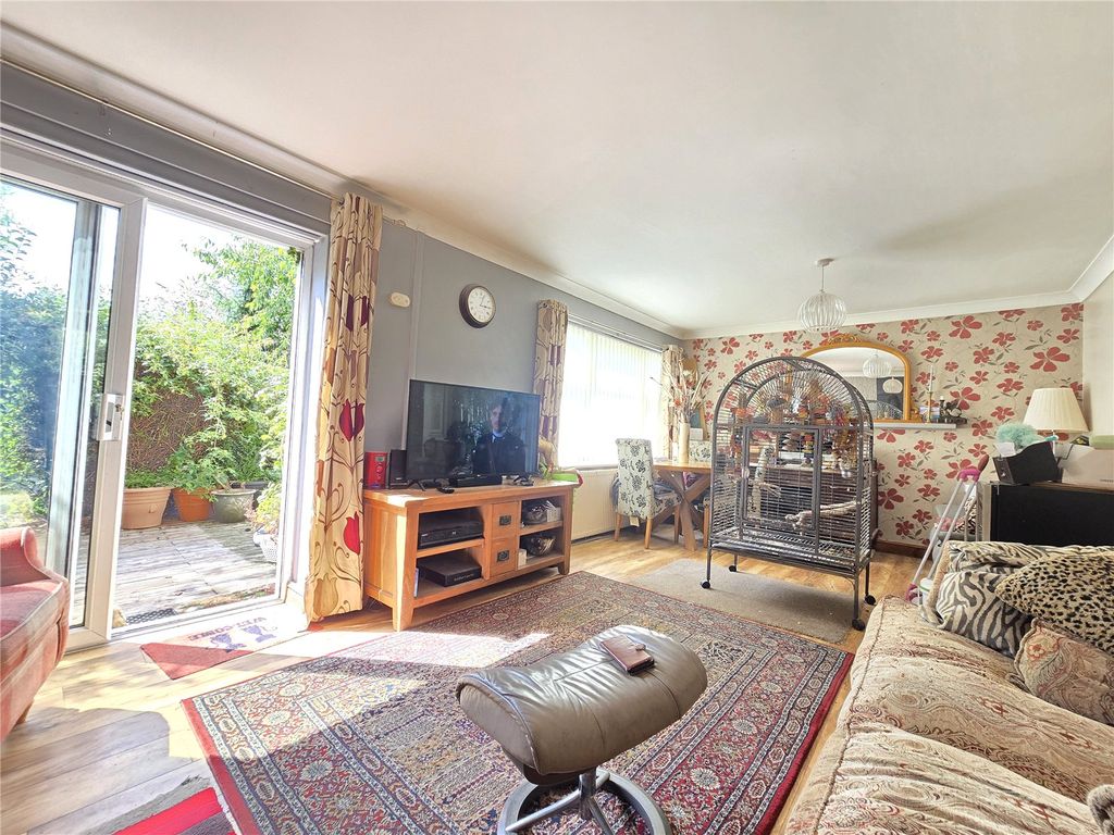 Property photo 2 of 16 Picture No. 15