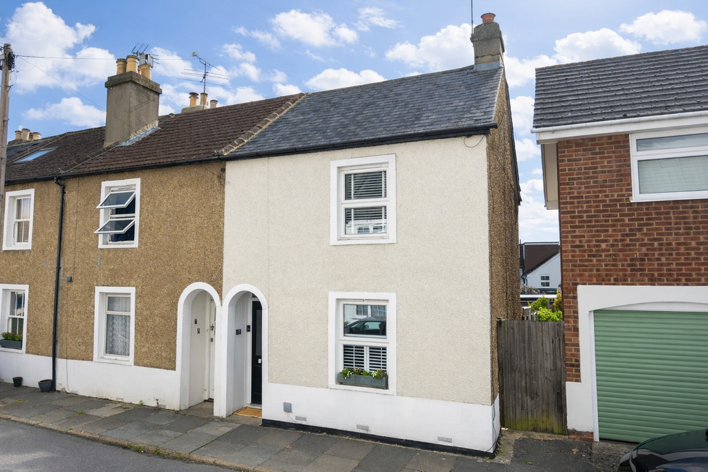 Property photo 1 of 23