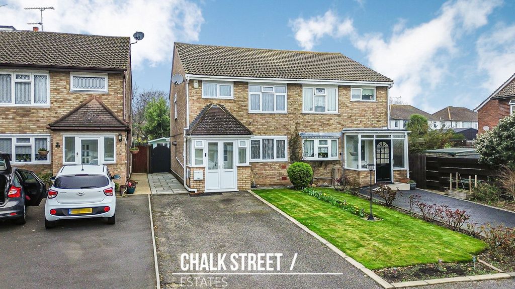 Property photo 1 of 27