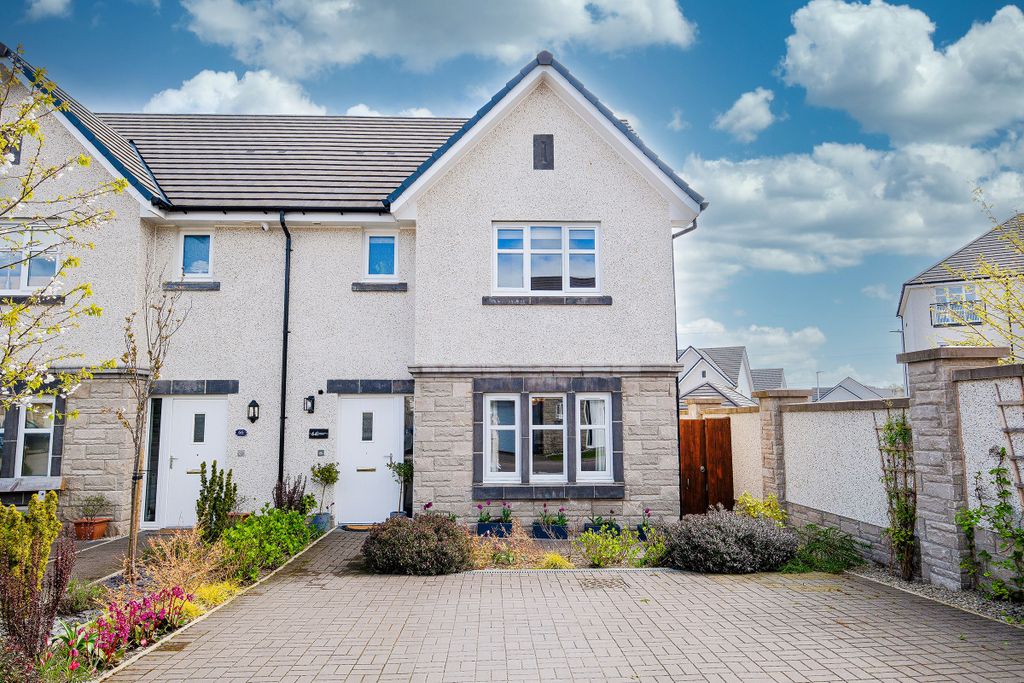 Property photo 1 of 23 Front Of House