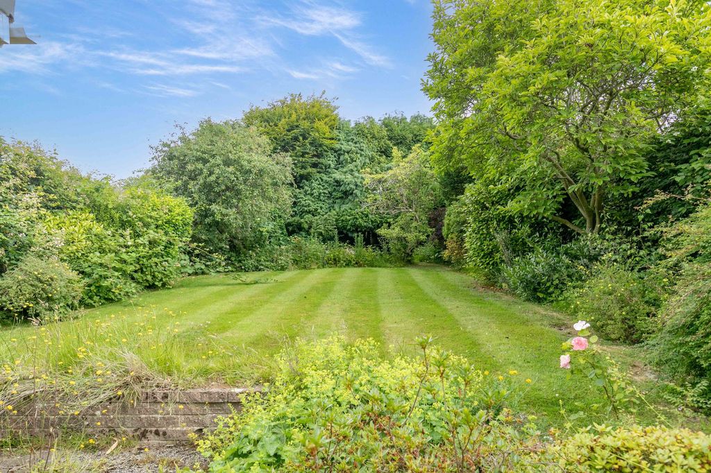 Property photo 3 of 23 Photo 19