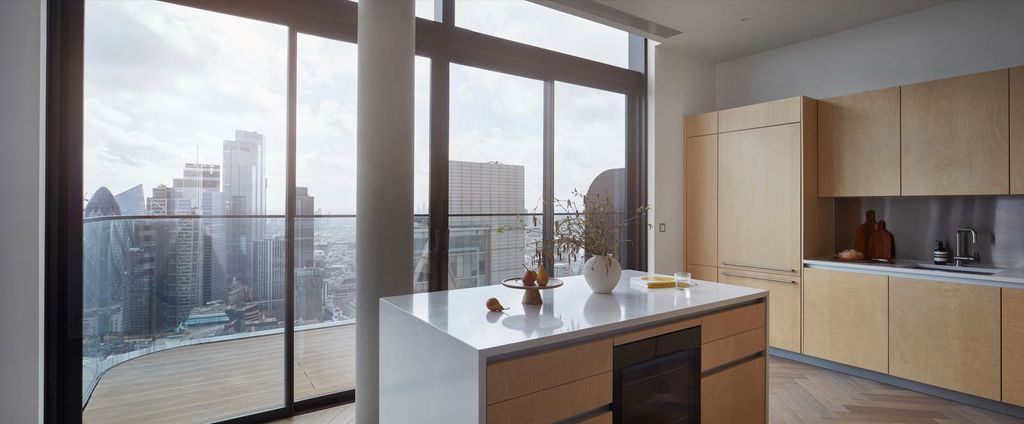 Property photo 2 of 30