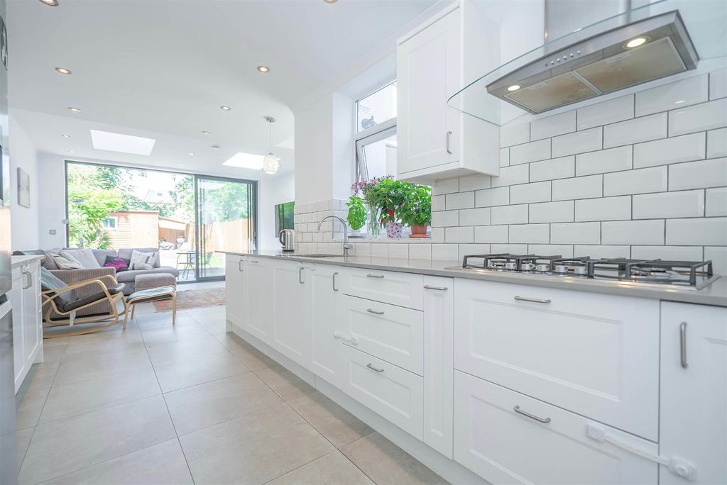 Property photo 1 of 16 Kitchen B (1).Jpg