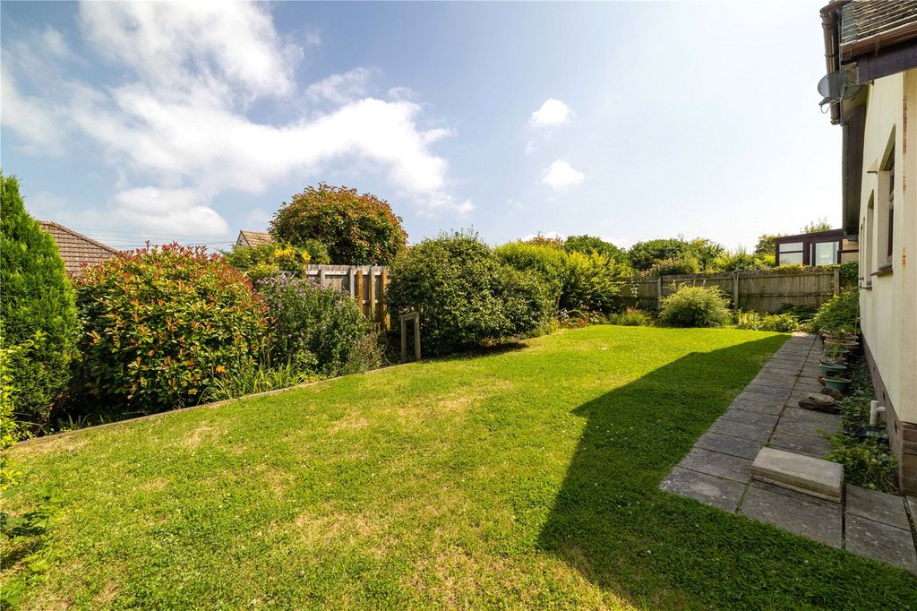 Property photo 3 of 22 Picture No. 19