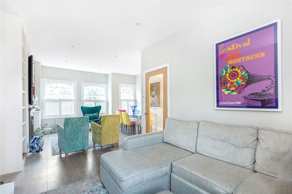 Property photo 2 of 17 Picture No. 28