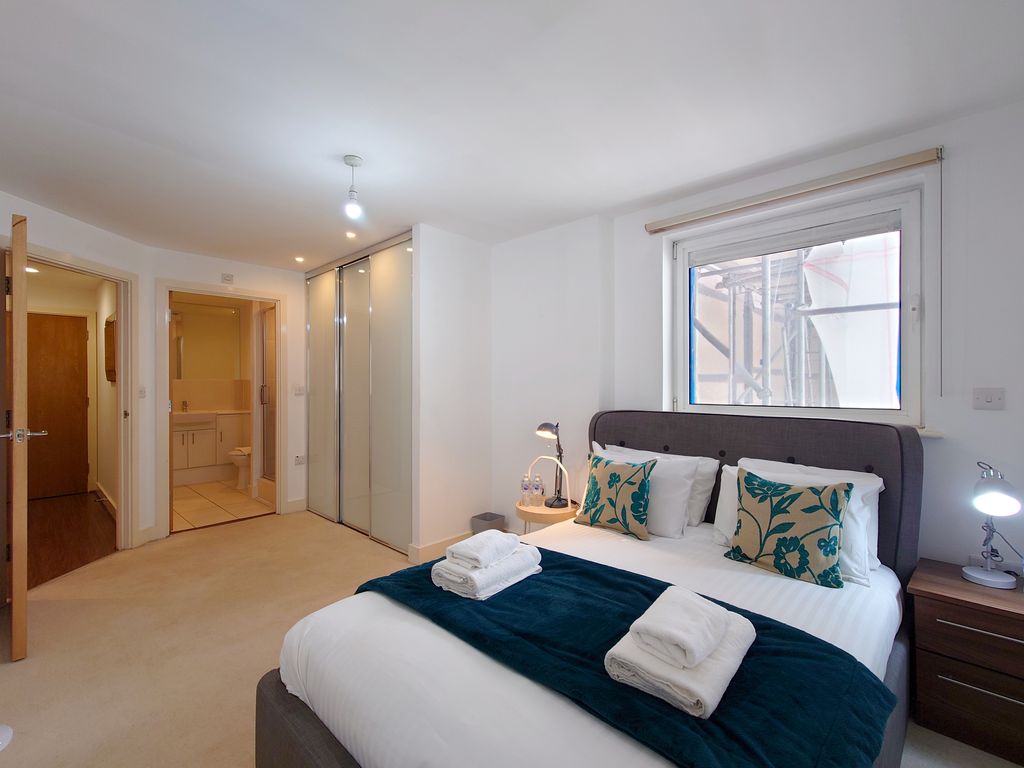 Property photo 3 of 39