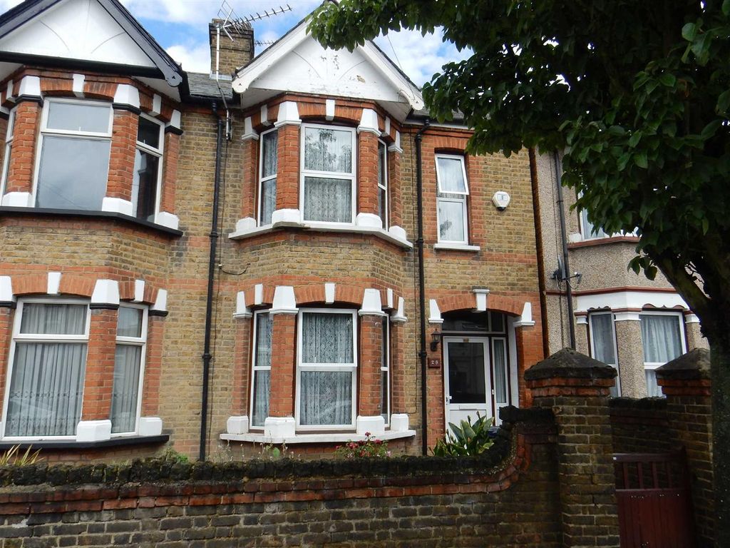 Property photo 1 of 3