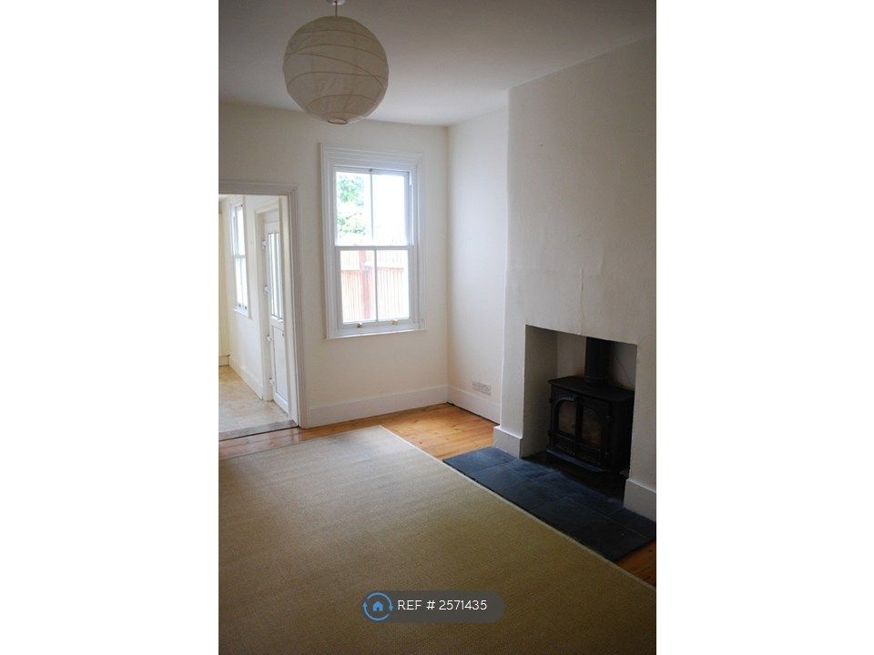 Property photo 3 of 15 Dining