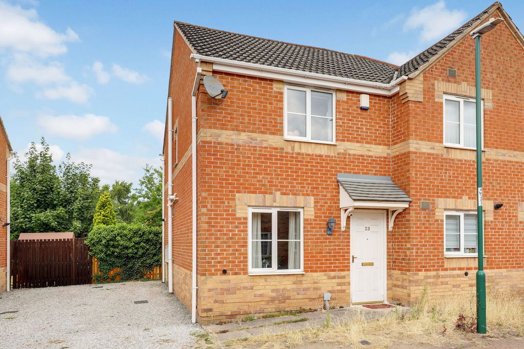 Property photo 1 of 11
