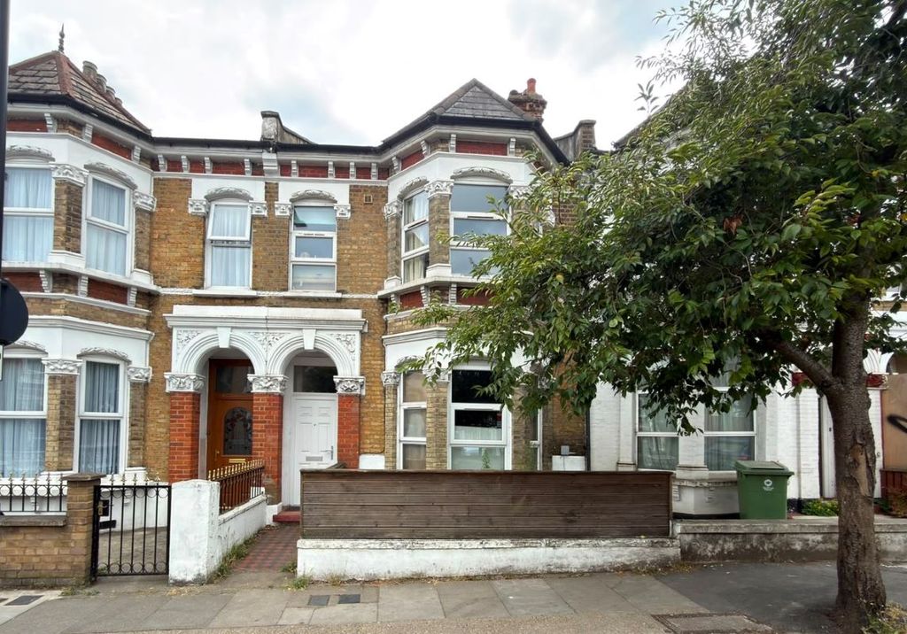 Property photo 1 of 1