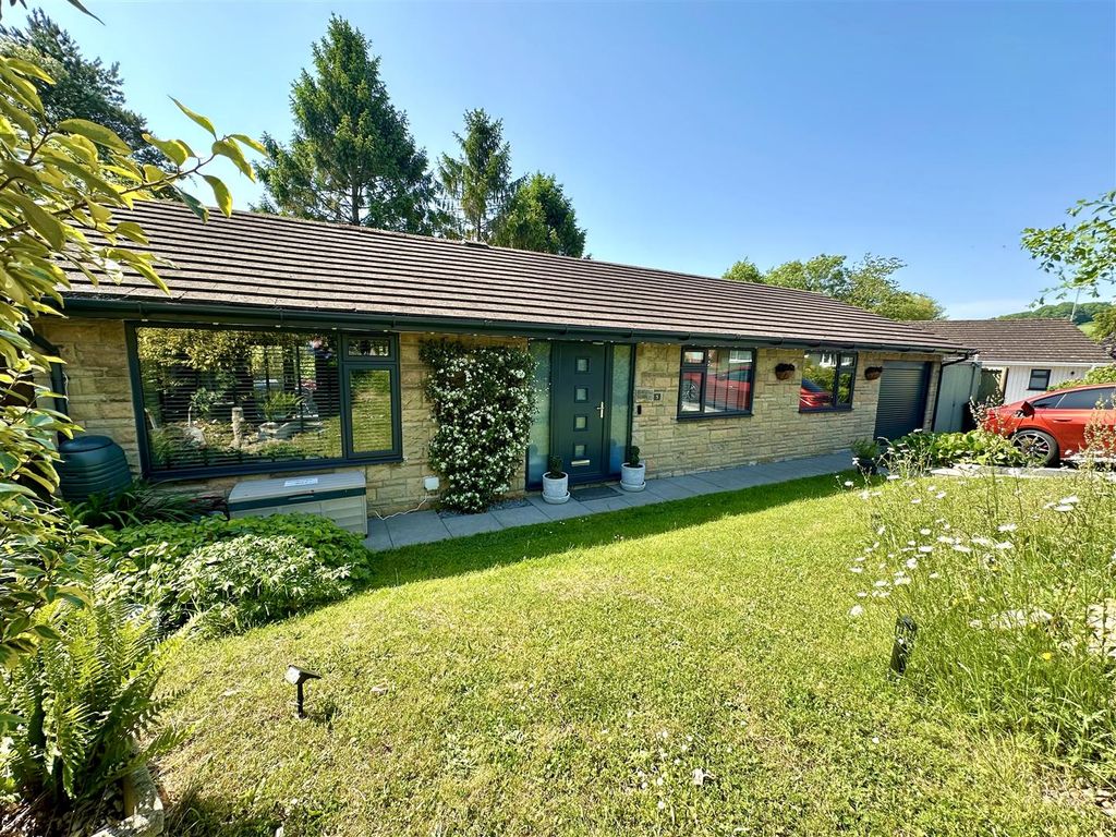 Property photo 1 of 16 Front Aspect
