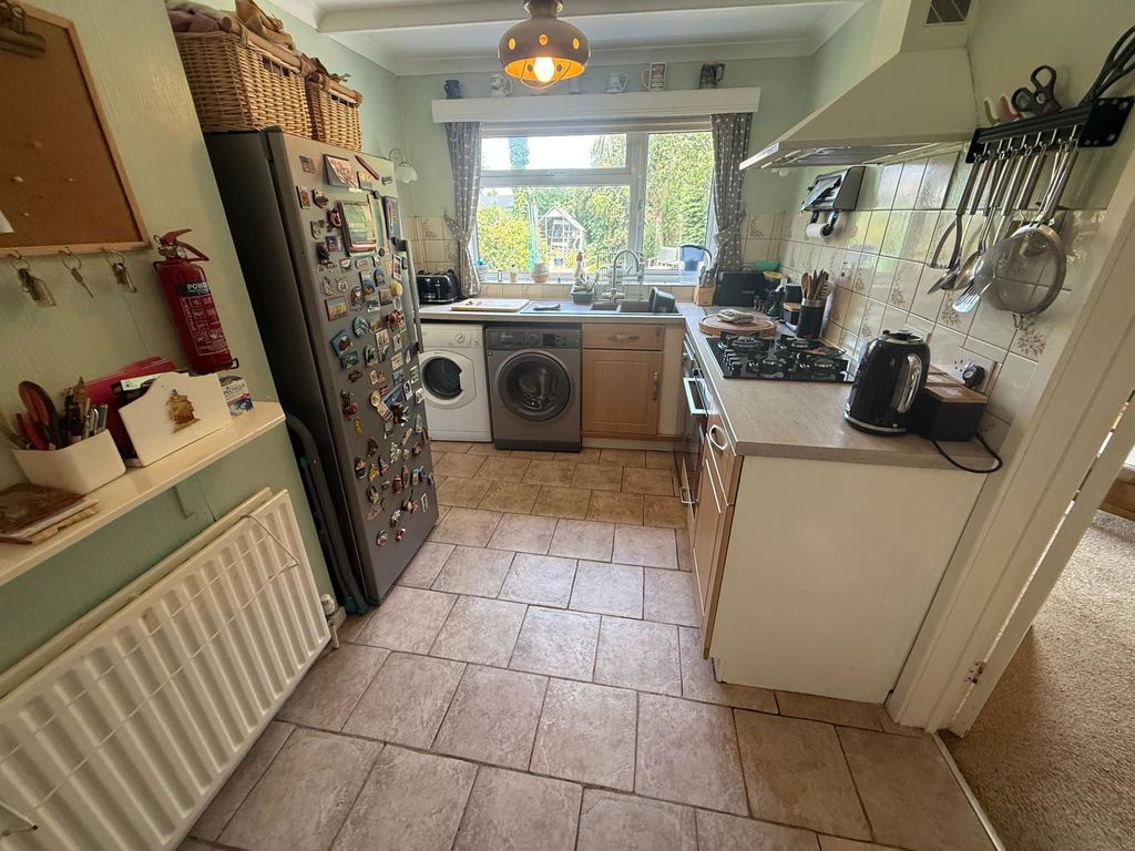 Property photo 3 of 14