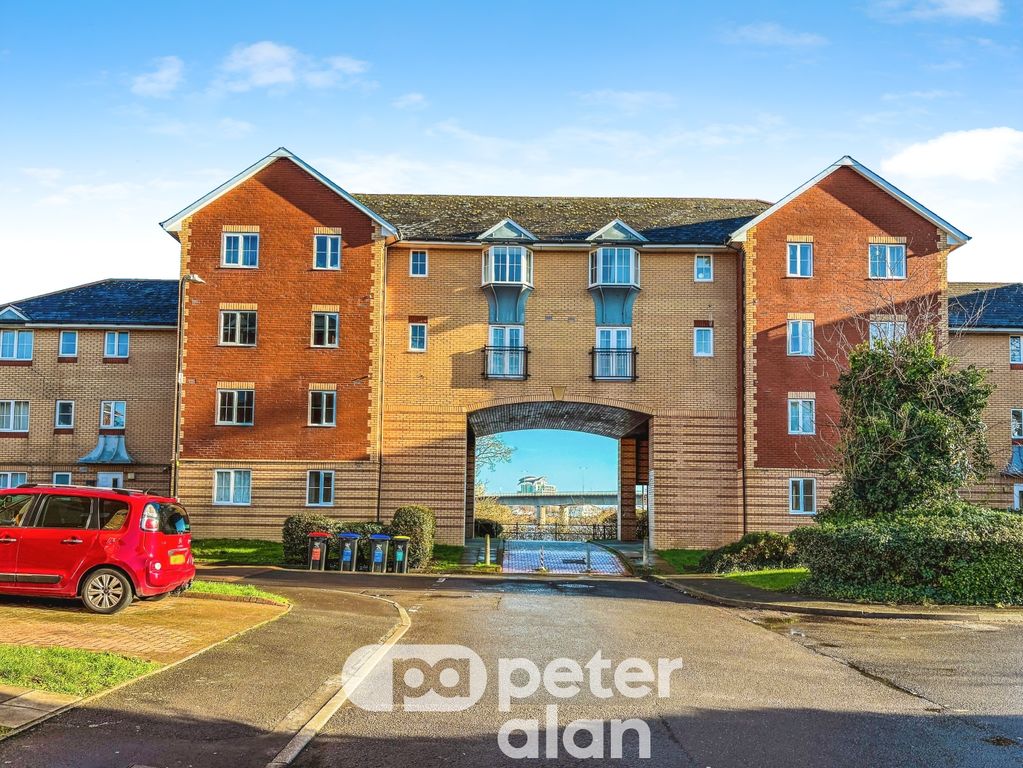 Property photo 1 of 14 Exterior