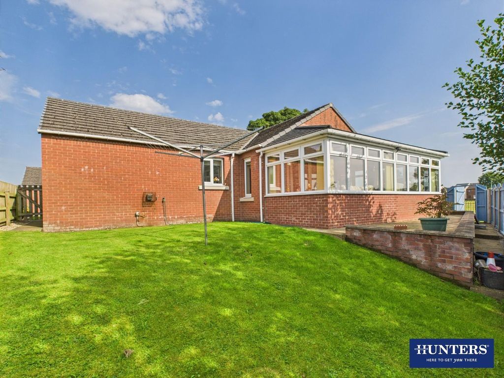 Property photo 2 of 26