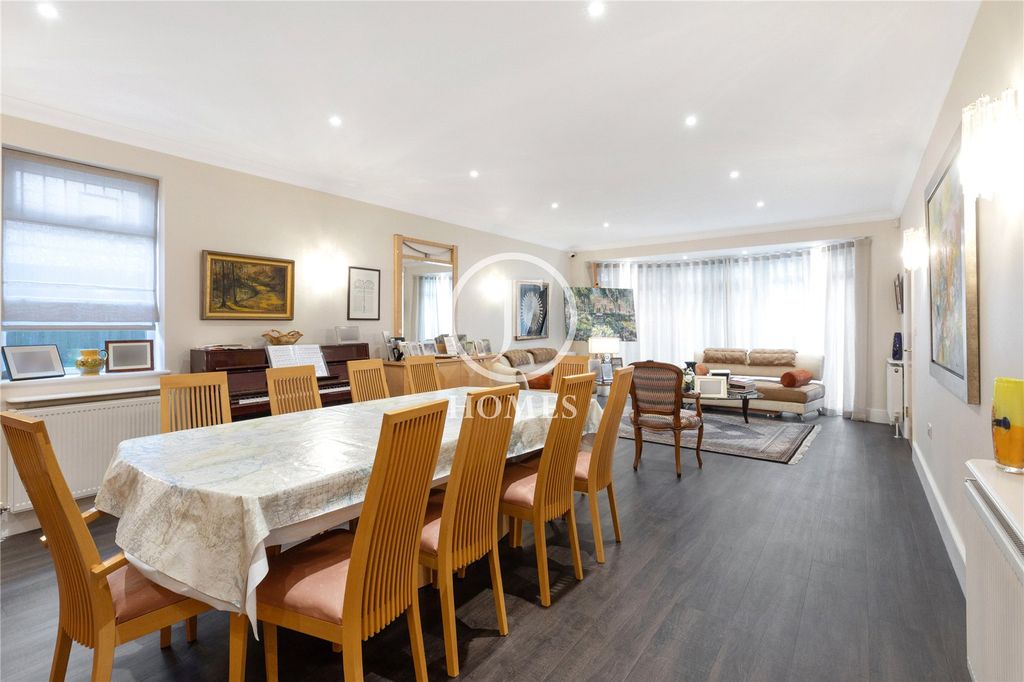 Property photo 1 of 12 Picture No. 09