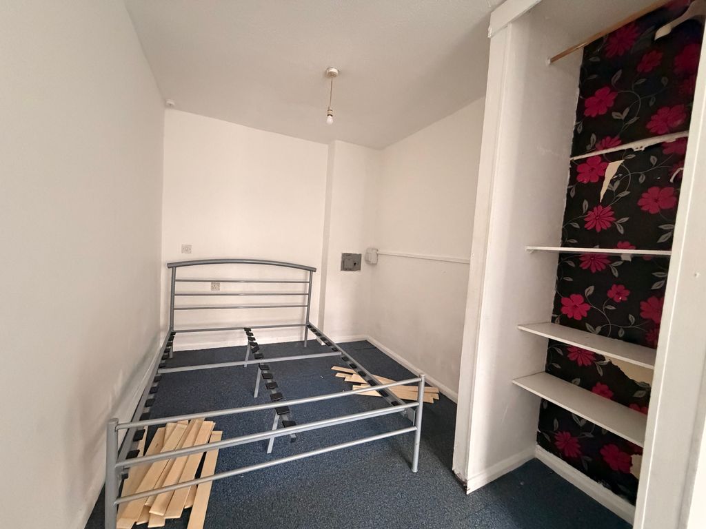 Property photo 2 of 2