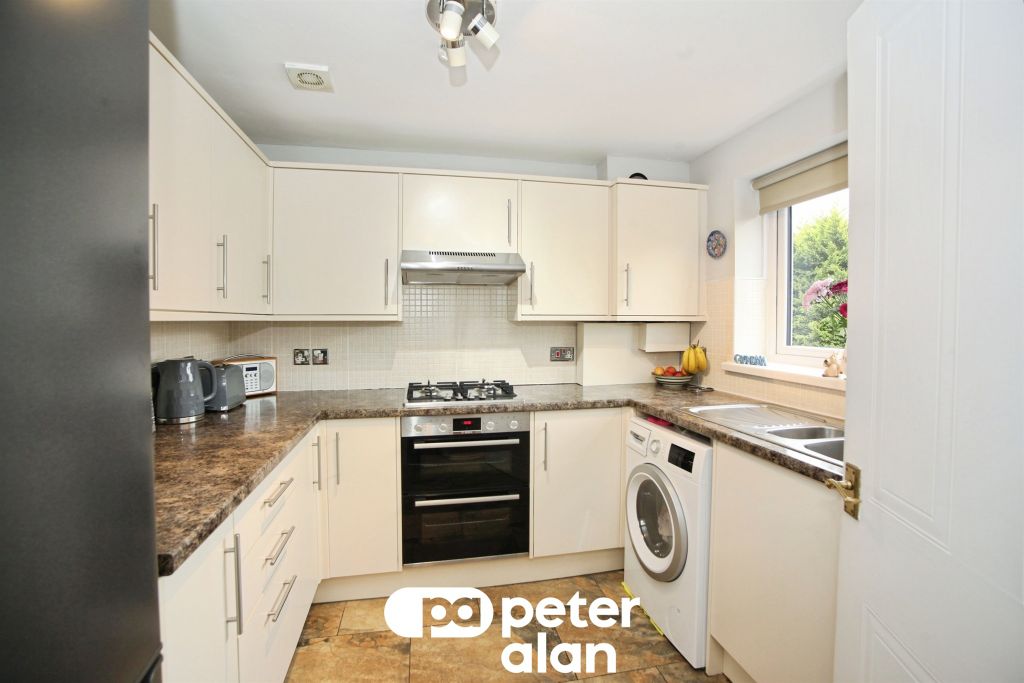 Property photo 2 of 24