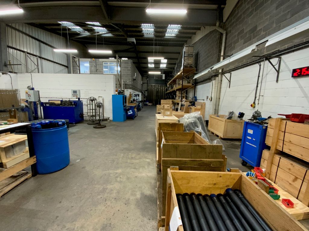 Property photo 3 of 9