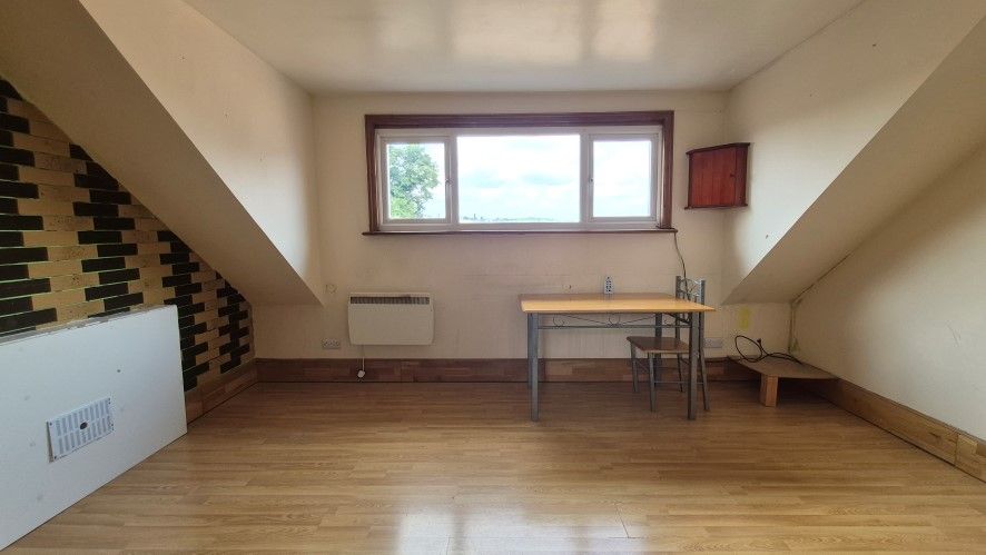 Property photo 3 of 9 Na