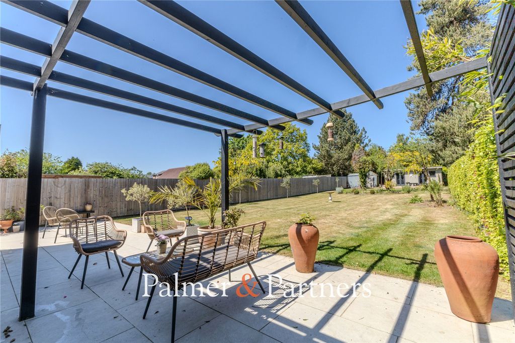 Property photo 2 of 35 Picture No. 64
