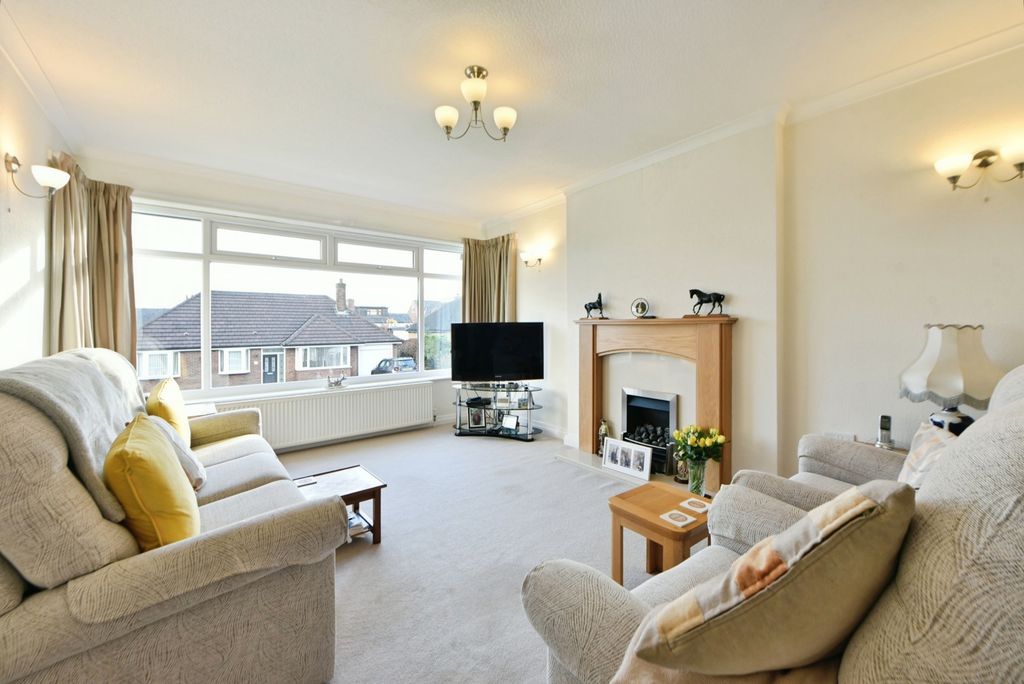 Property photo 2 of 12 Photo