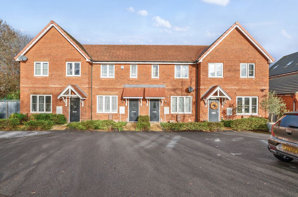 Property photo 1 of 12 1388916-4-693Ac34...