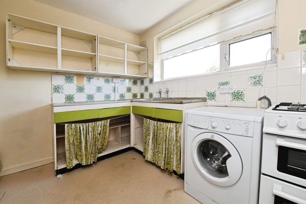 Property photo 2 of 15