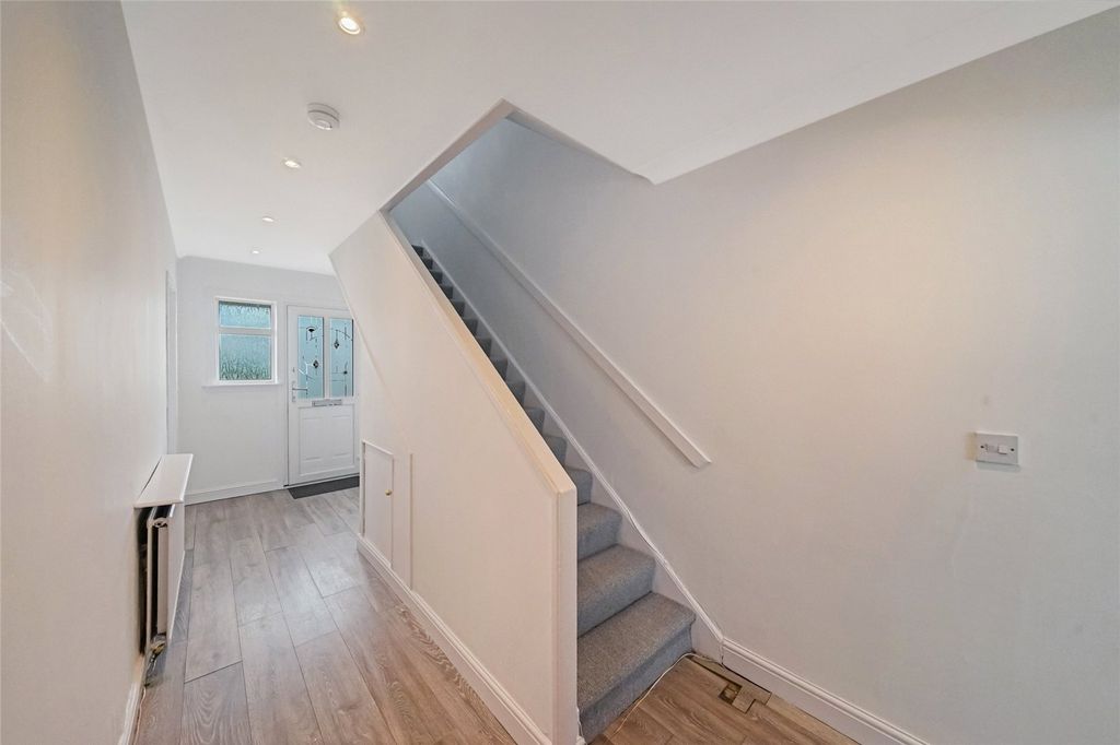 Property photo 2 of 18 Picture No. 02