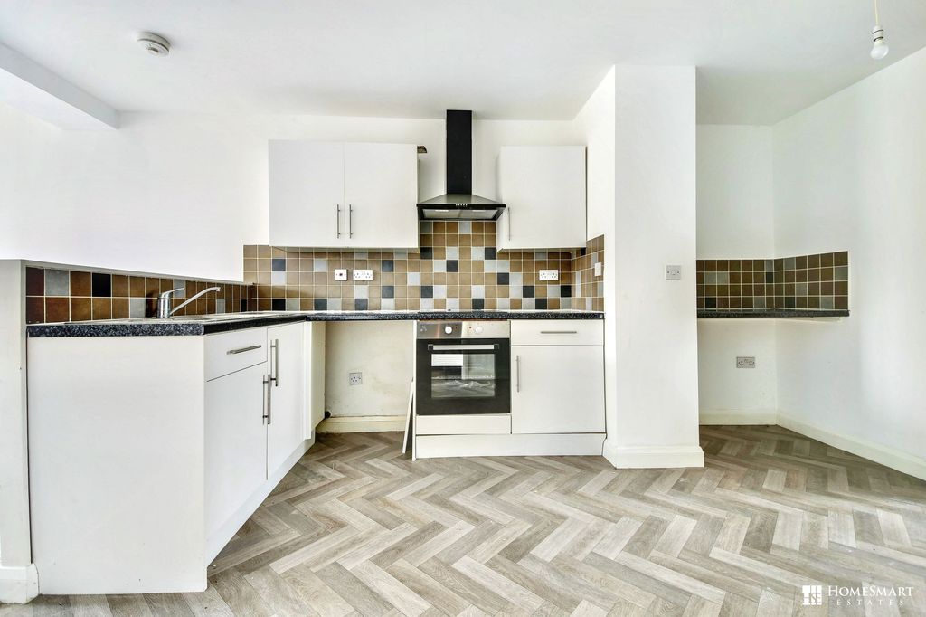 Property photo 1 of 15 Kitchen