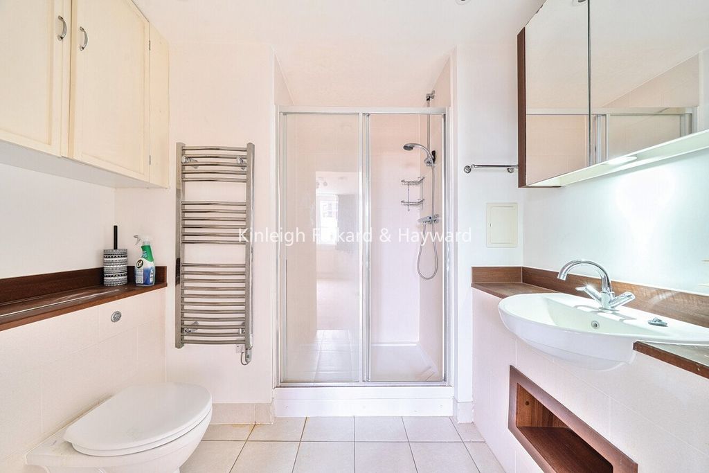 Property photo 3 of 10 Picture No. 05