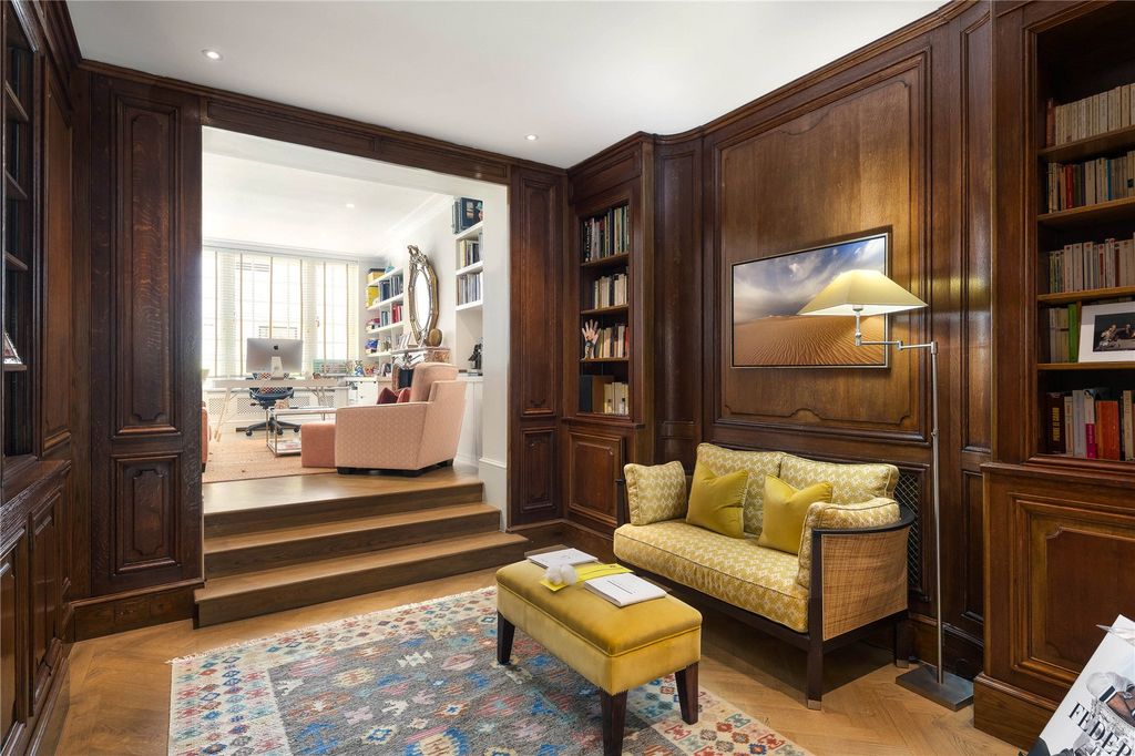 Property photo 3 of 17 Study / Library