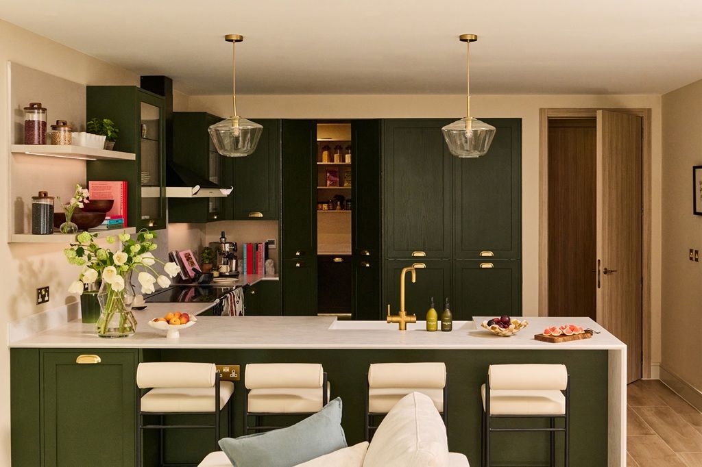 Property photo 3 of 12