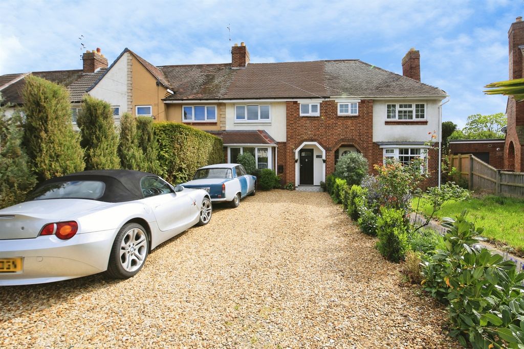 Property photo 1 of 20