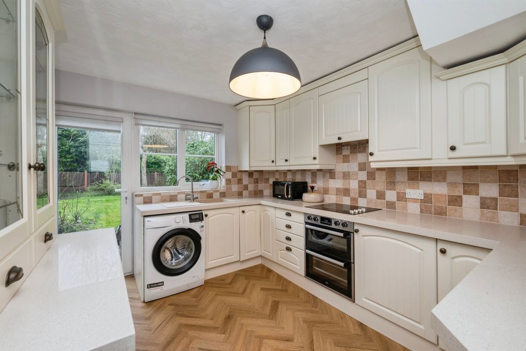 Property photo 3 of 13