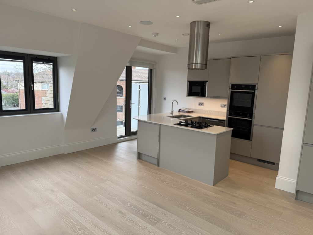 Property photo 2 of 12 Gallery