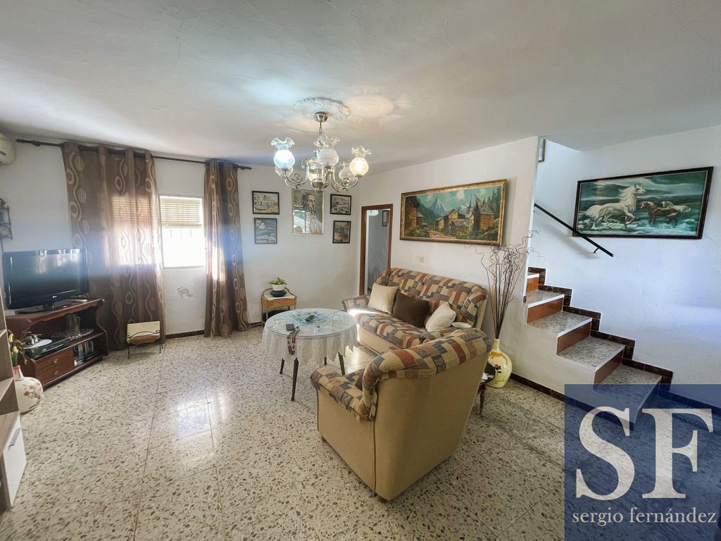 Property photo 3 of 16